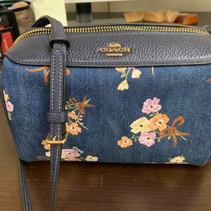 Authentic coach crossbody